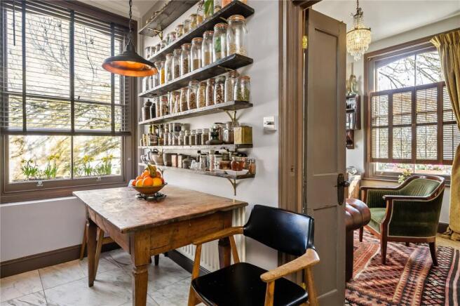 Kitchen/Reception