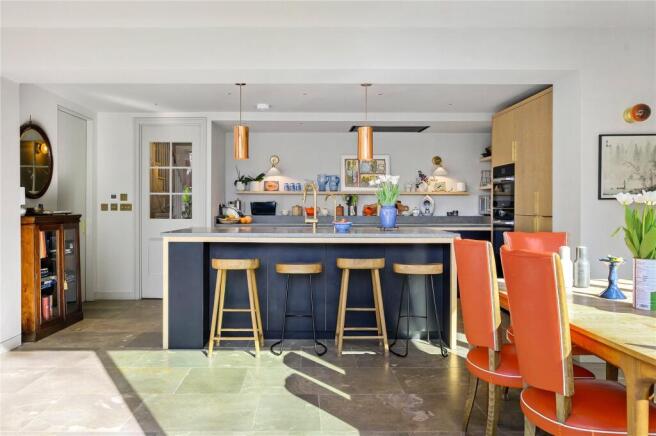 Kitchen/Dining