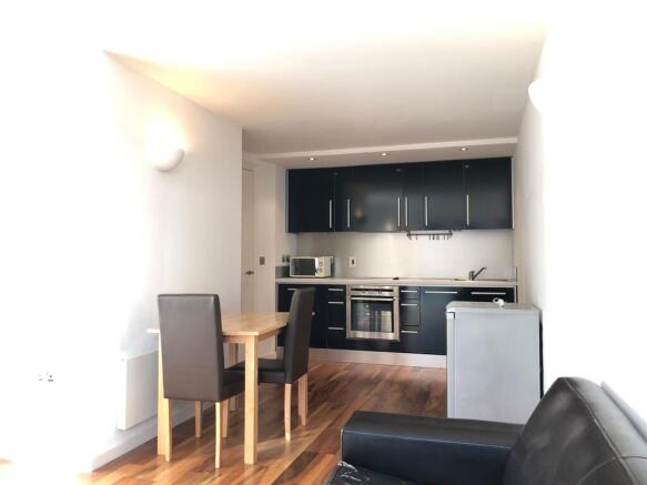 Dining/Kitchen