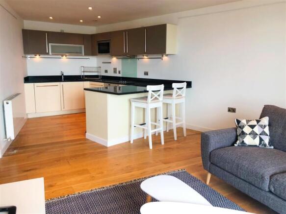 Open Plan Kitchen/Dining