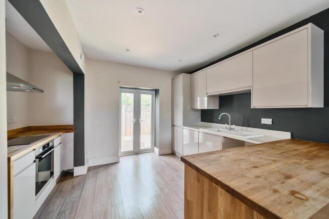 Lounge/ Kitchen