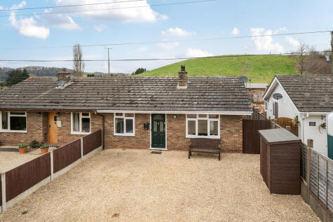 The Bungalows, Shelsley Beauchamp
