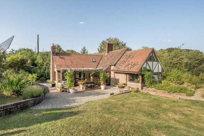 1340292-7-689f883...