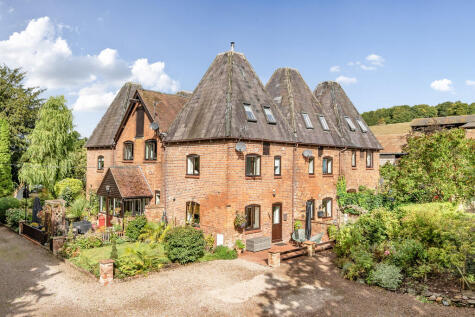 4 The Hop Kilns, Eardiston