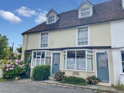 The Street, Appledore, TN26