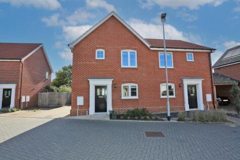 Oaks Lea, Acle, Norwich, NR13