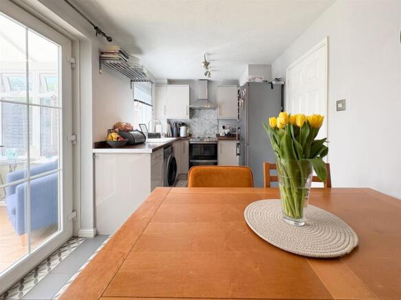 Kitchen..jpg