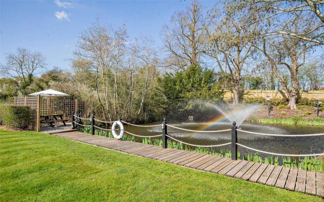 Pond & Fountain