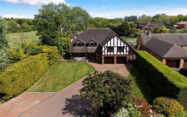 24 Alder Mead Close