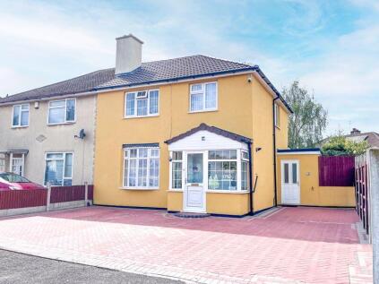 Charnwood Close, Bilston, WV14 8NB