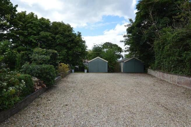 3 Bedroom Cottage For Sale In Pollard Street Bacton Nr12