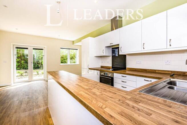 Kitchen/Lounge