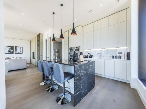 Admiralty House E1w