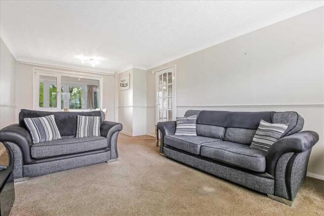 Lounge Dining (2)