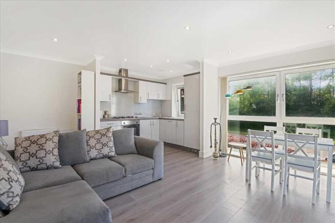 Lounge Dining Area