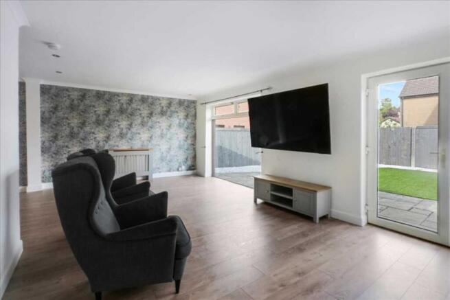 Lounge Area (1)