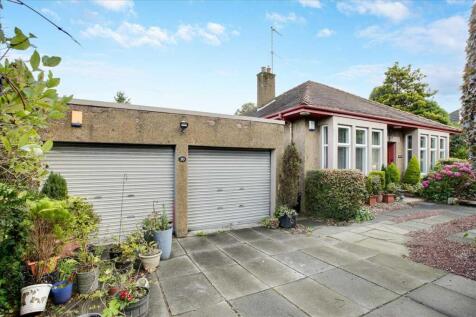 Cartsbridge Road, Busby, GLASGOW
