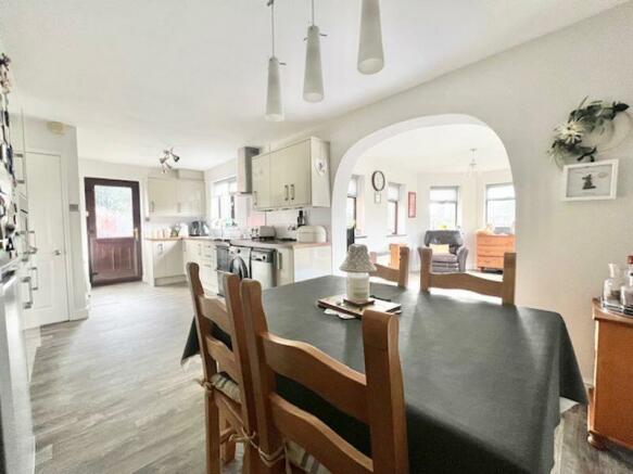 Open plan kitchen dining living area