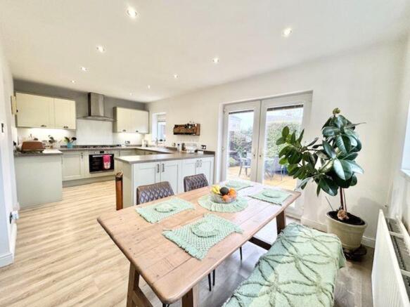 Kitchen diner