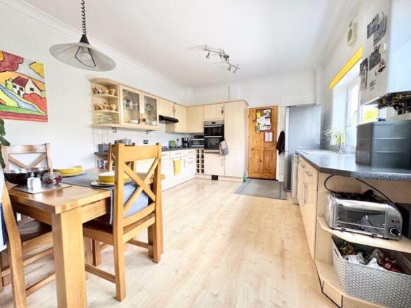 Kitchen diner