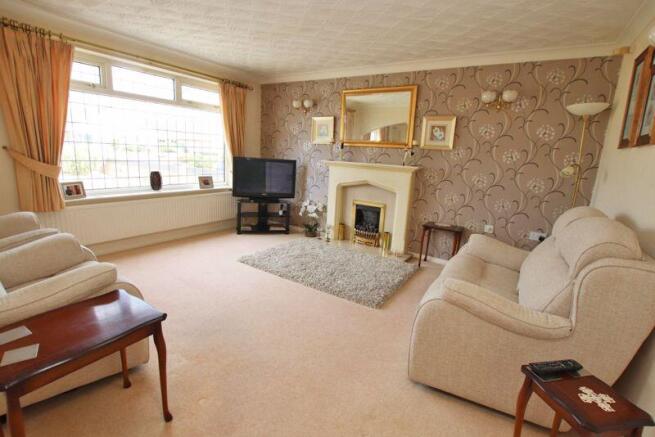 Lounge photo 1