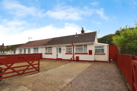 Chestwood Avenue, Sticklepath, Barnstaple, Devon, EX31