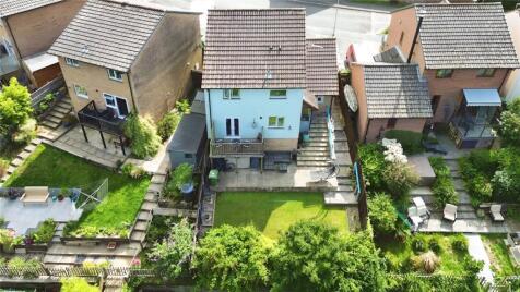 Larkspur Gardens, Barnstaple, Devon, EX32