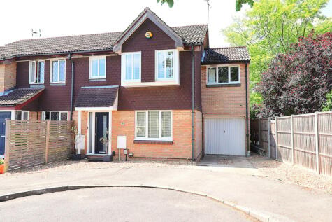 Long Beech Drive, FARNBOROUGH, GU14