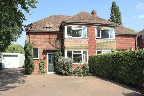 Southwood Road, Farnborough, GU14