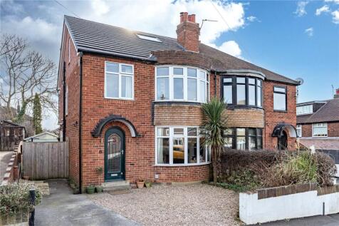 Carr Manor Grove, Moortown, Leeds, West Yorkshire