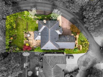 Hollybrook, Beckside Gardens, Weetwood, Leeds