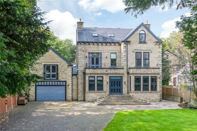 5 Bedroom Detached House For Sale In The Courts, Old Park Road ...