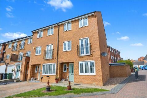 Kielder Drive, Middleton, Leeds, West Yorkshire