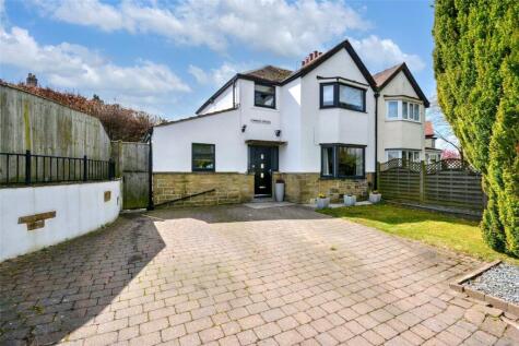 Lynnwood Gardens, Pudsey, West Yorkshire