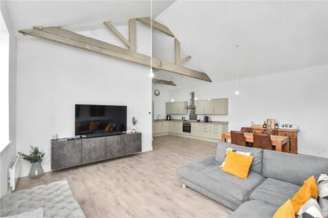 Flat 11, Yeadon House4 The Lodge, Glebe Mount, Pudsey, West Yorkshire