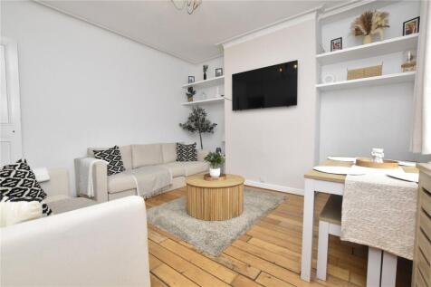 Eggleston Street, Rodley, Leeds