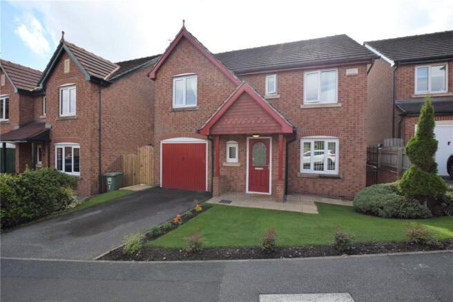 4 bedroom detached house for sale in Saxstead Rise, Leeds, West ...