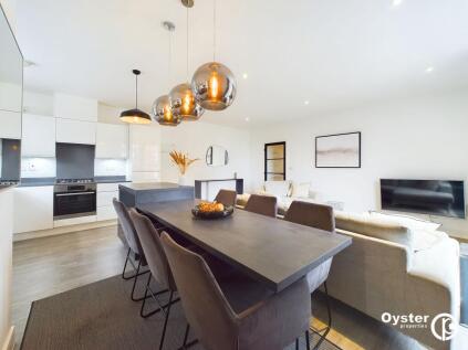 Collison Avenue Barnet EN5 3BQ