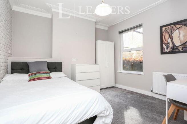 ROOM 2 Furnished