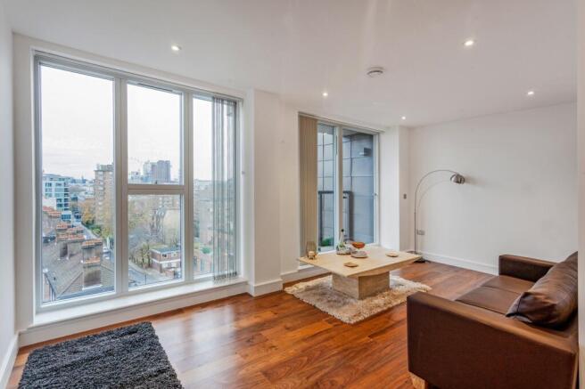 Living Room (Main)