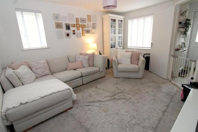 new lounge.JPG