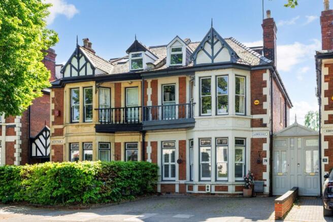 76 Queens Road