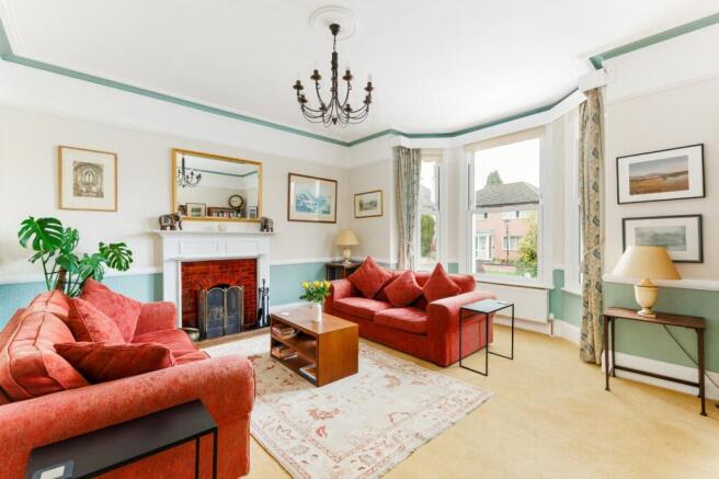 Living Room/Snug