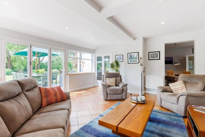 Sitting Room/Library