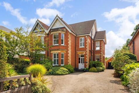 Battledown Approach, Cheltenham, Gloucestershire, GL52