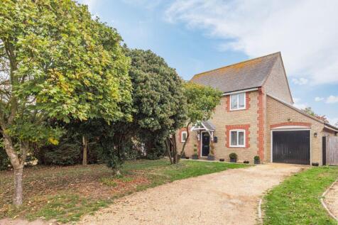 Contemporary Three Bedroom Home in Methwold