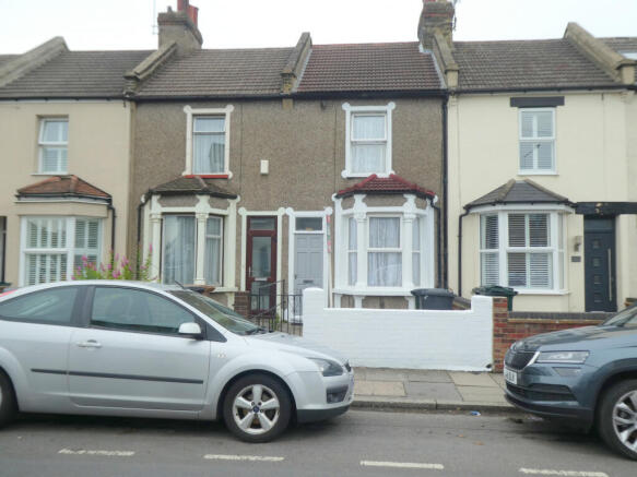 2 bedroom mid Terraced house for rent -