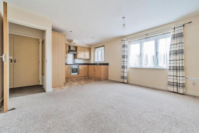 OPEN PLAN KITCHEN