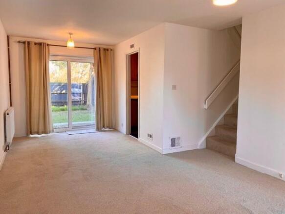 8 Crofters Close Lounge New.jpg
