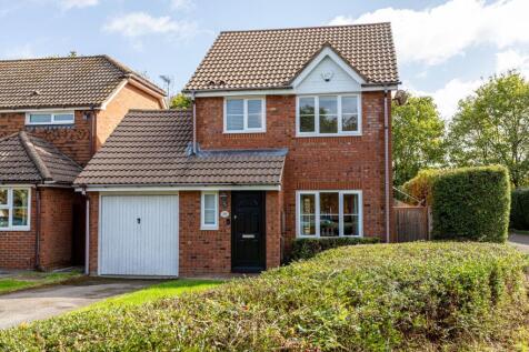 Sherlock Lea, Eversley, RG27